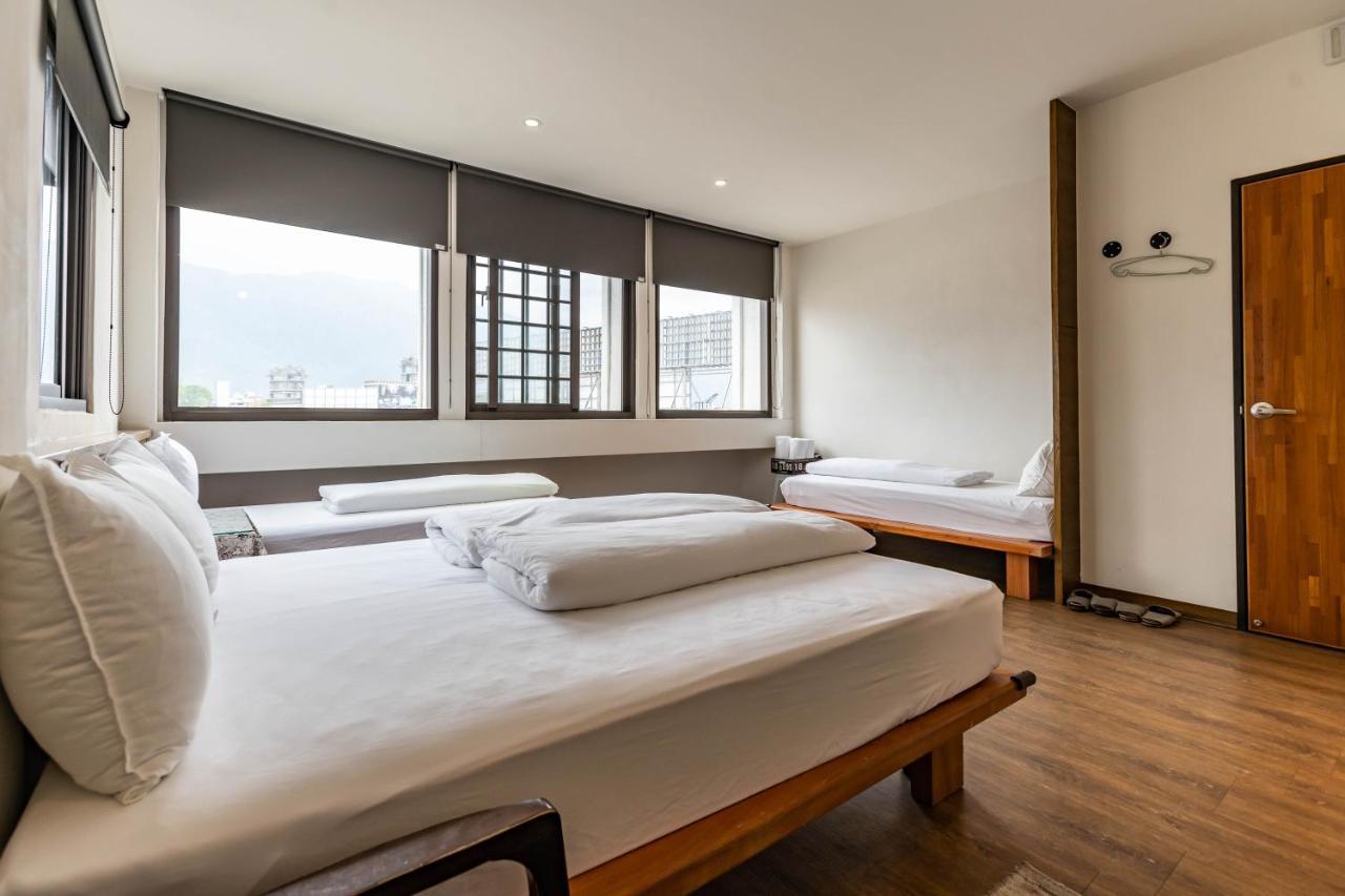 Mini Voyage Hostel Hualien City Exterior photo